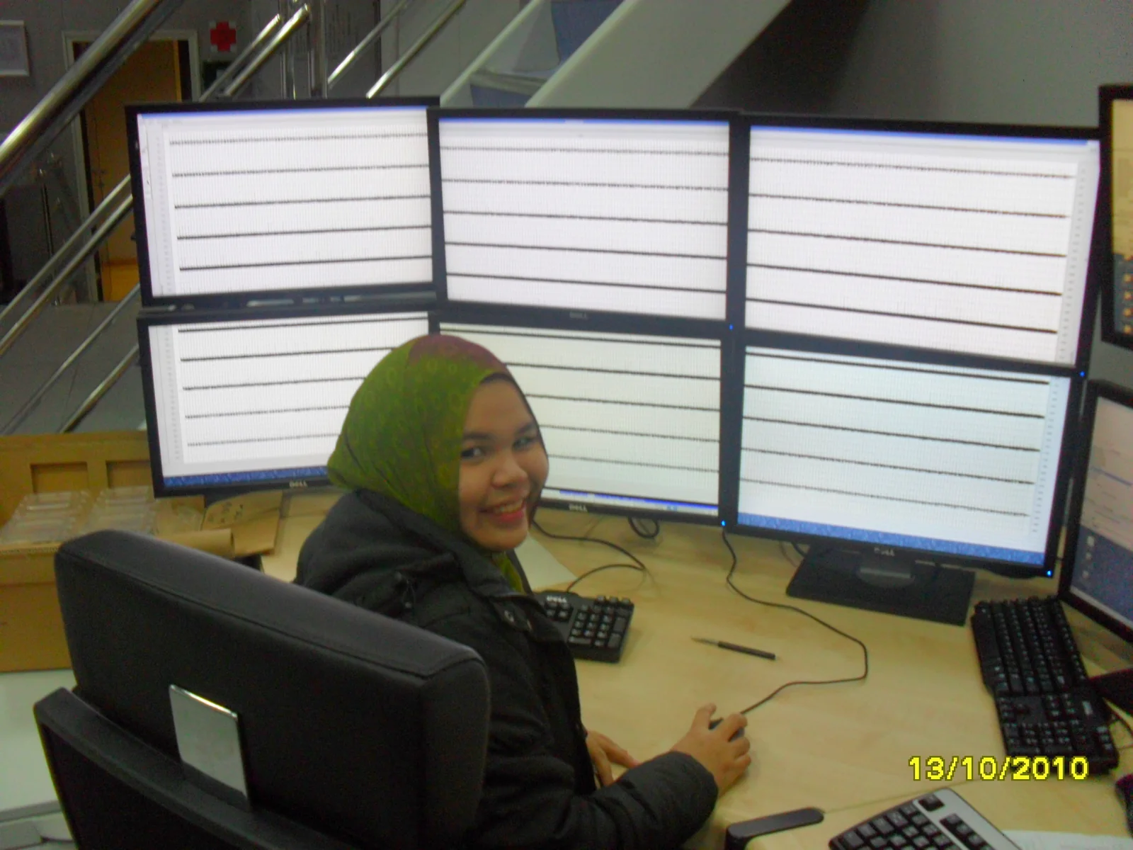 Working across multiple monitors as a Seismic Field Geoscientist.